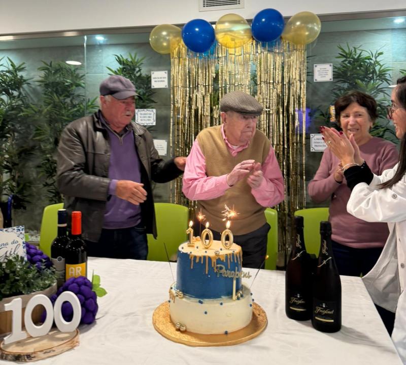 Utente do Fátima Sénior festeja 100 anos